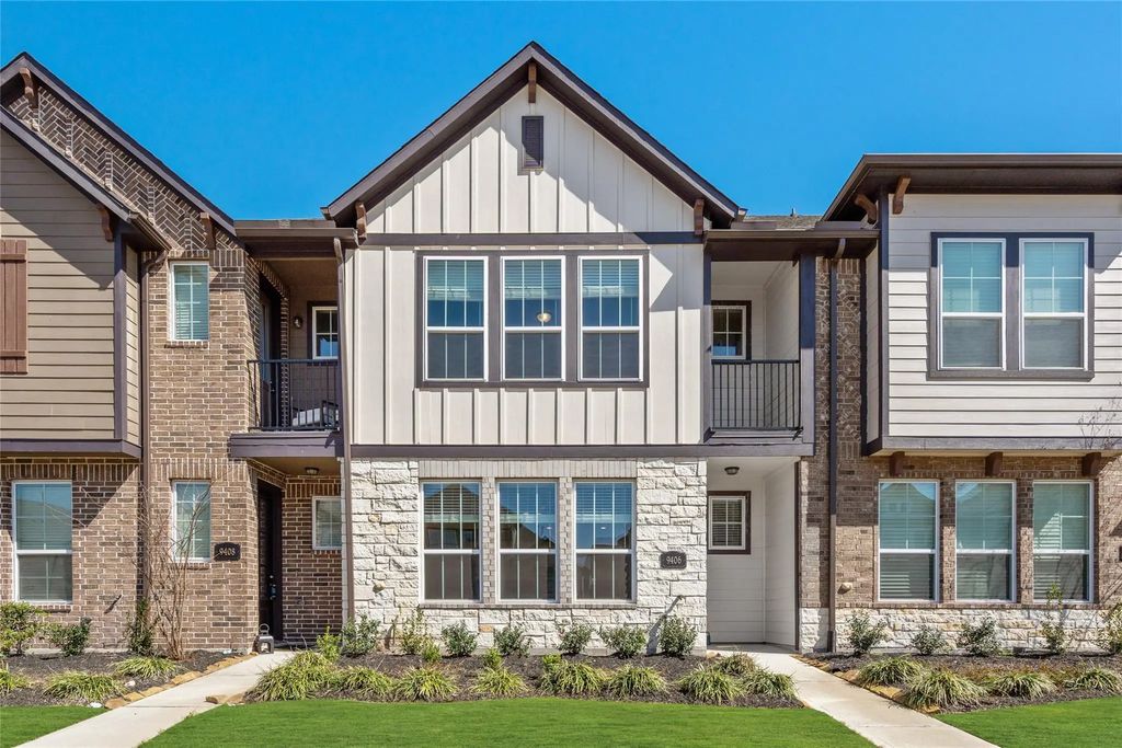 9406 Caddo Ridge Lane, Cypress