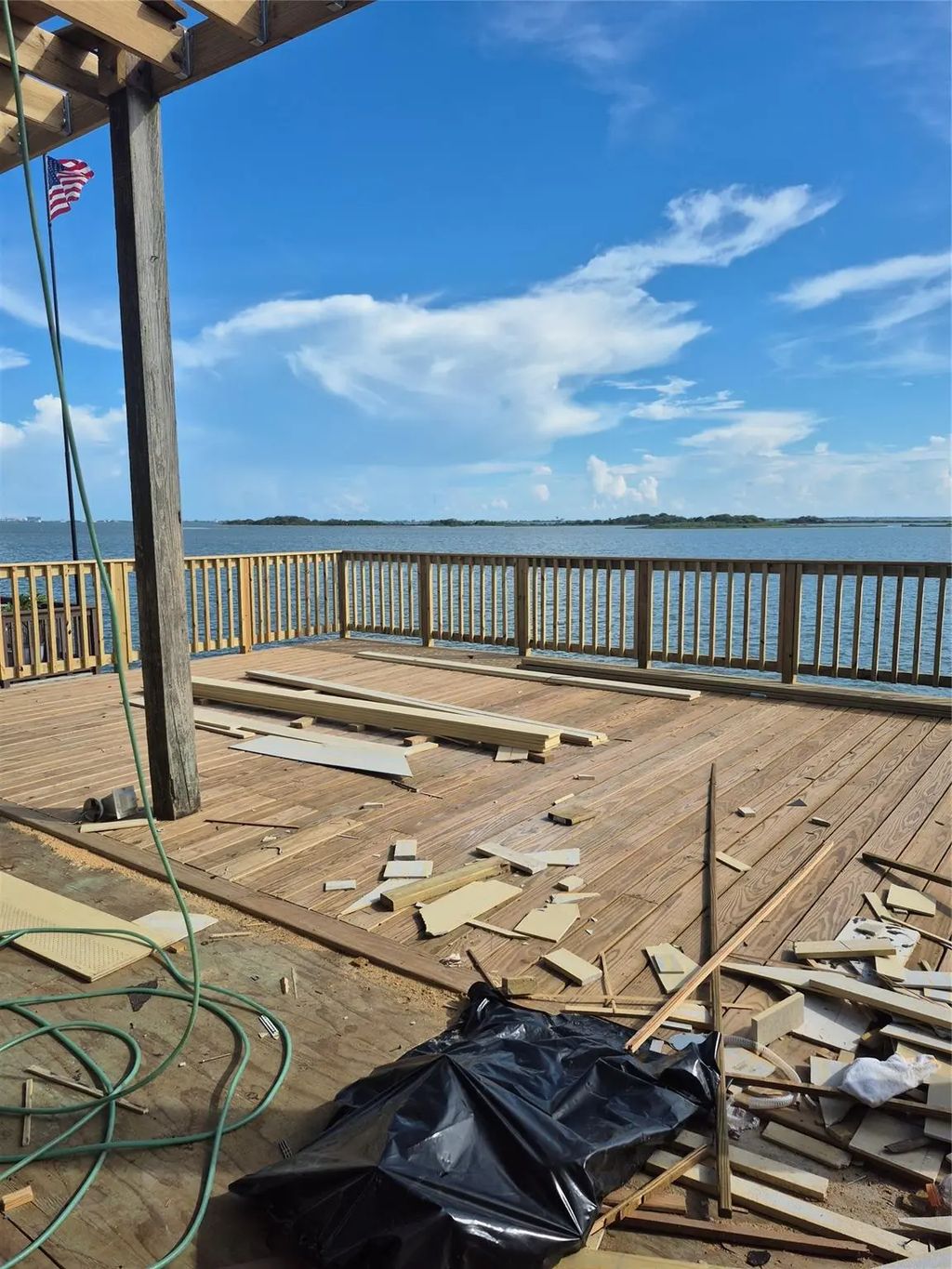 1823 Port O Call Street, Tiki Island