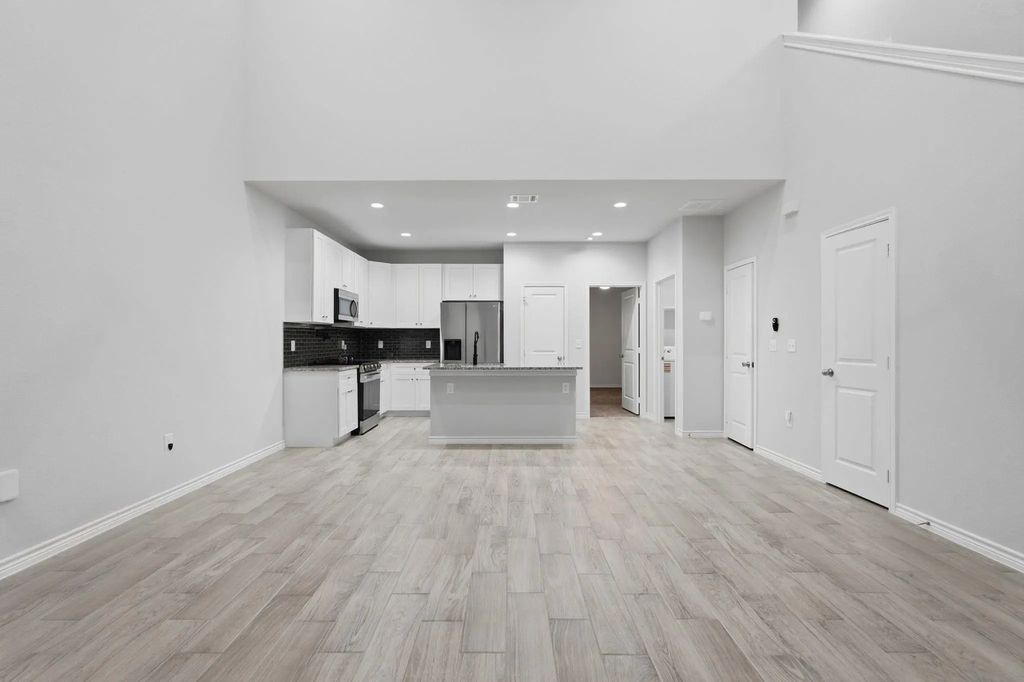 14994 Indian Hill Trail, Willis