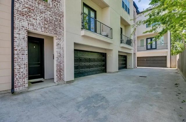 2314 Saint Charles Street C, Houston