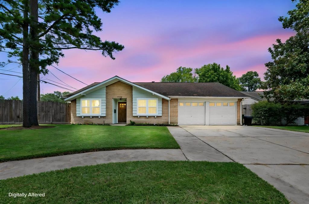 11910 Mullins Drive, Houston