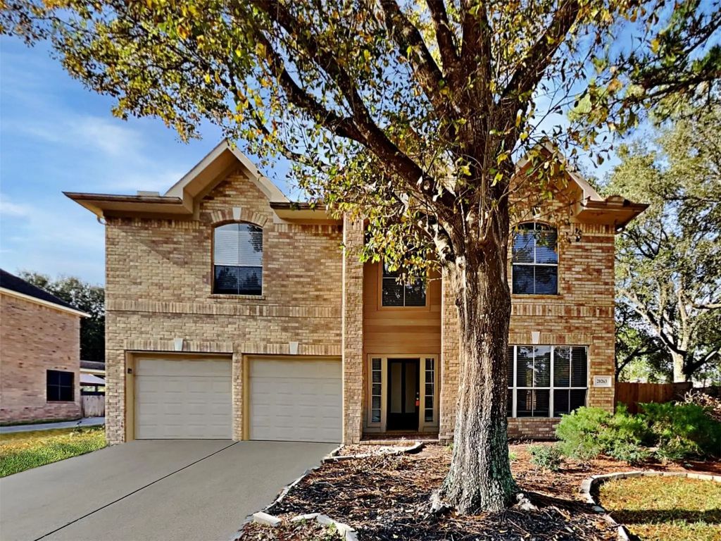 20263 Eden Pines, Spring