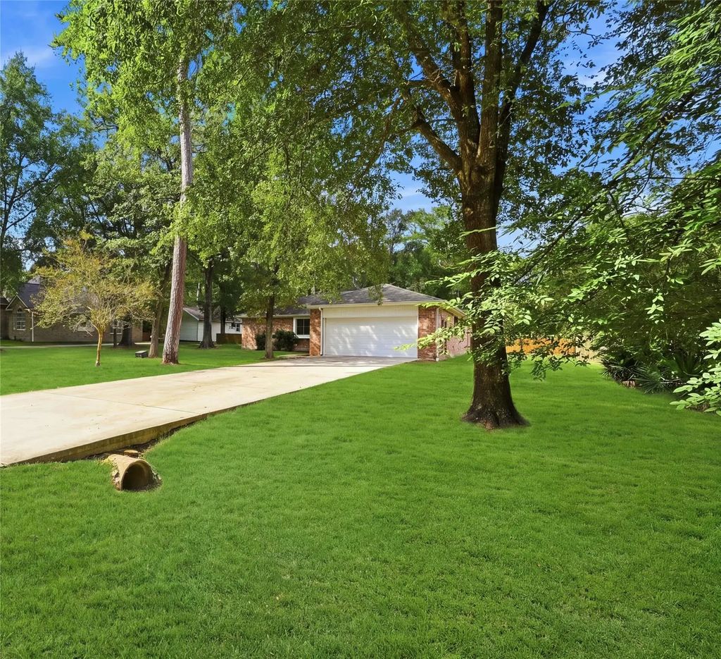 2331 Stableridge Drive, Conroe