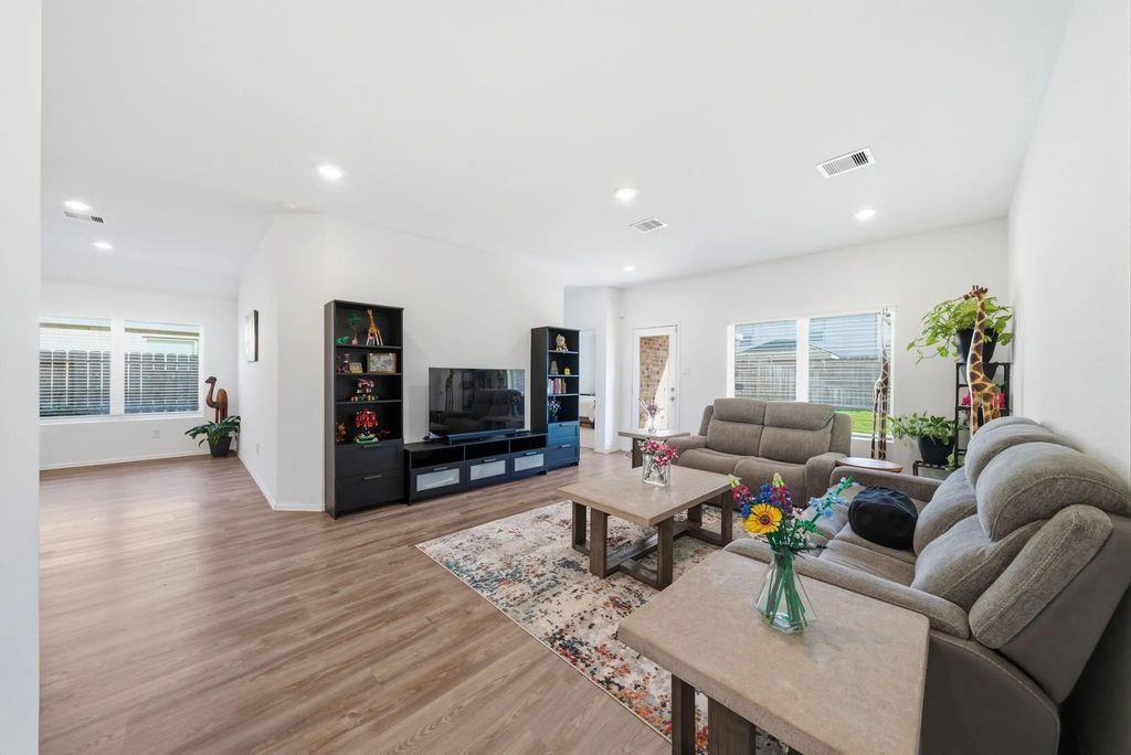31535 Beacon Cove Trail, Fulshear