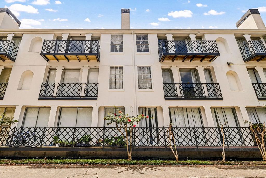 2333 Bering Drive 306, Houston