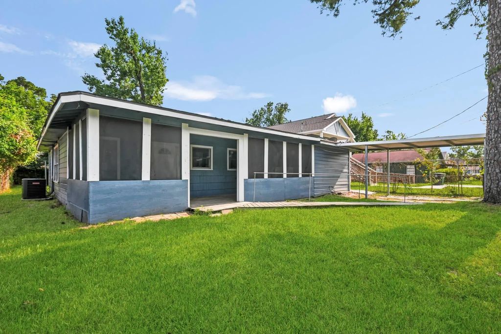 8186 Record Street, Houston