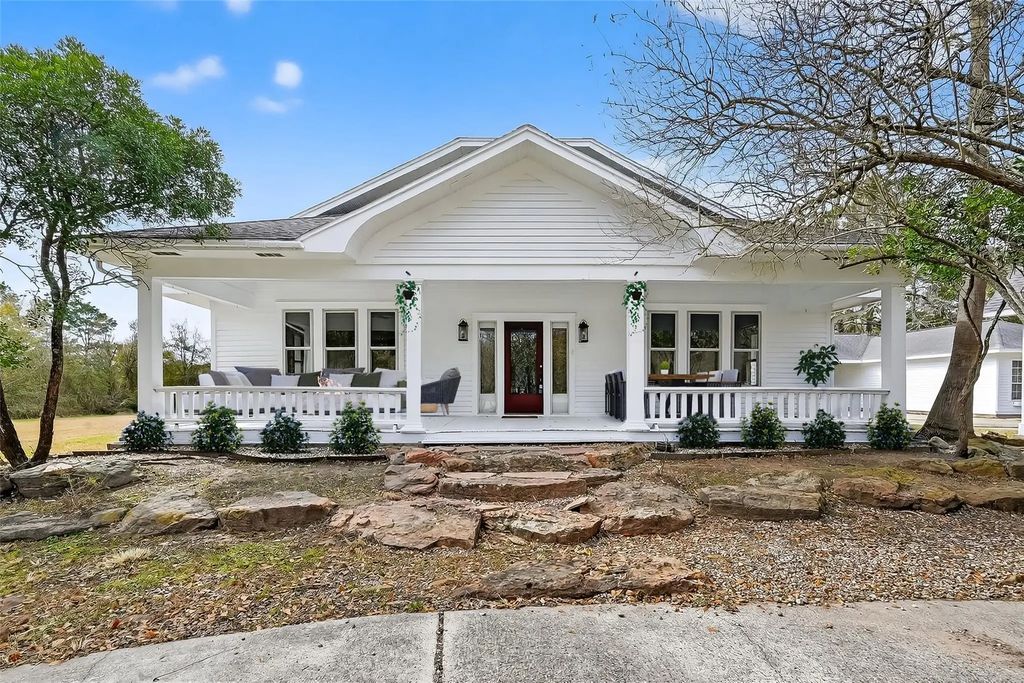 38011 Spur 149 Road, Magnolia
