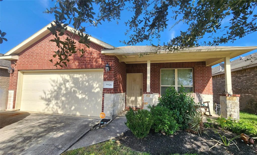5926 Sunflower Prairie Court, Houston