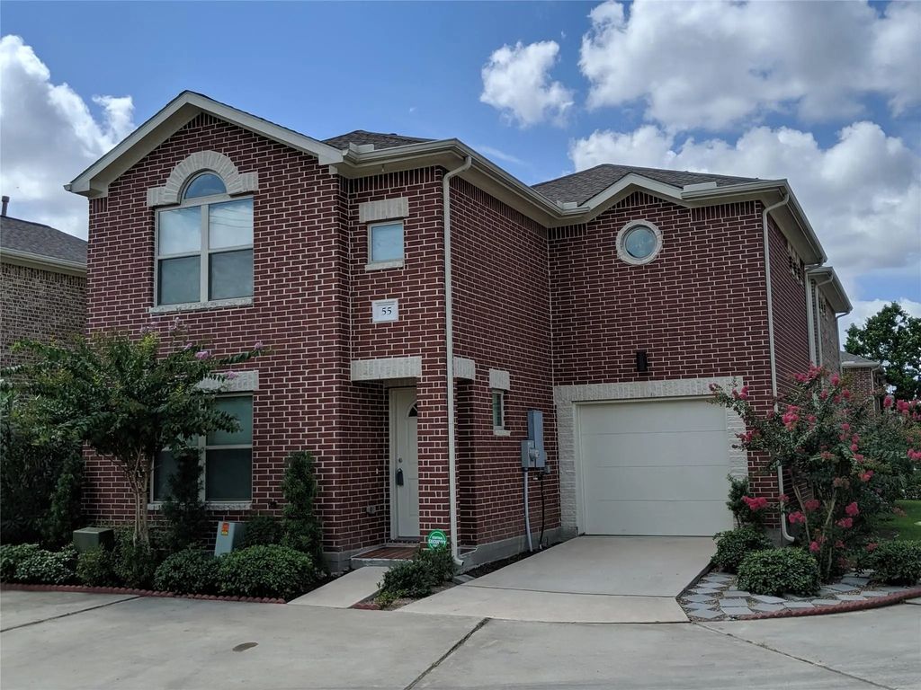5951 S Loop E 55, Houston