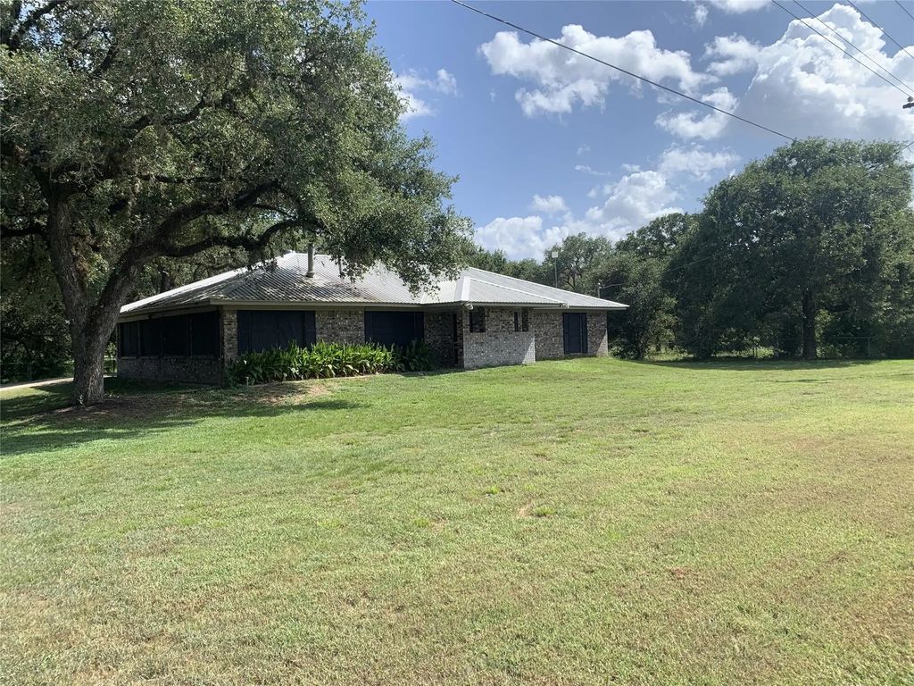 1162 Hwy 90a, Sheridan
