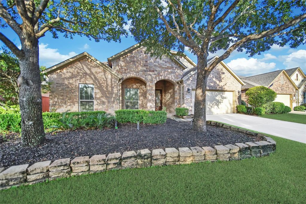 25208 Forest Ledge Dr, Porter