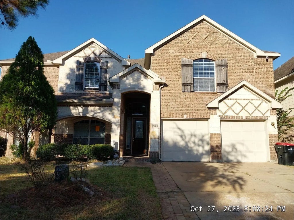 20318 Horseshoe Canyon Drive, Cypress