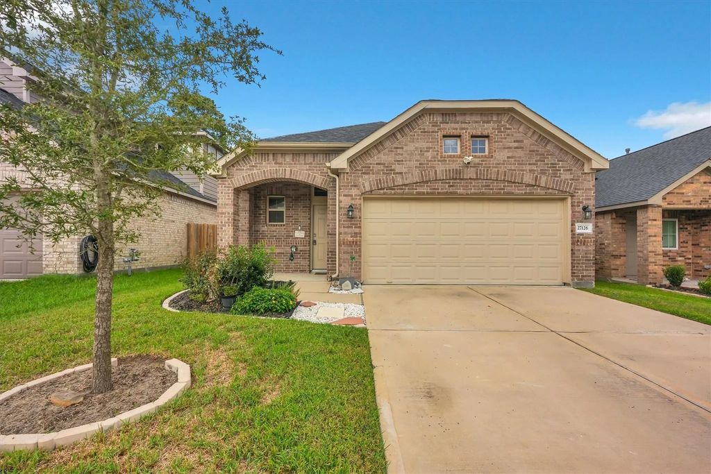 27126 Grey Fox Run, Magnolia