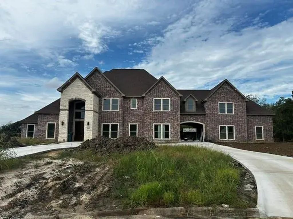 7555 Coral Creek, Beaumont