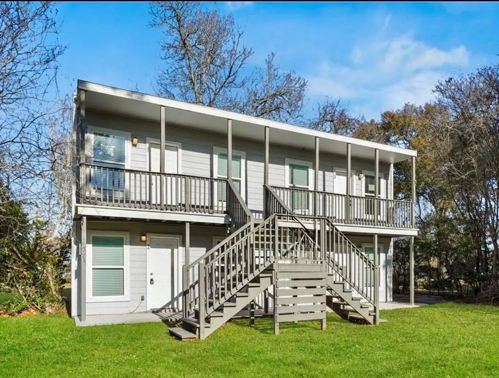 819 Oak Street 4, La Marque