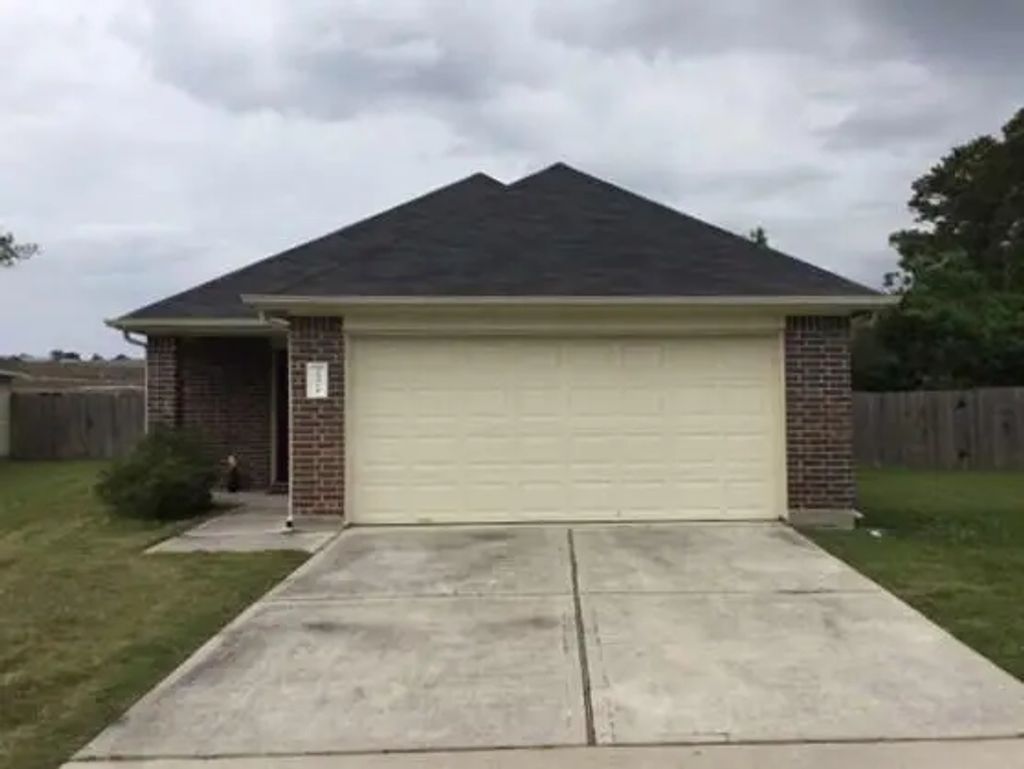 22371 Queenbury Hills Drive, Houston