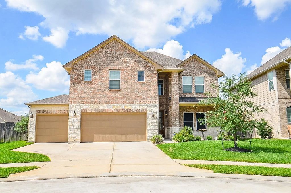 21303 Adela Point, Tomball
