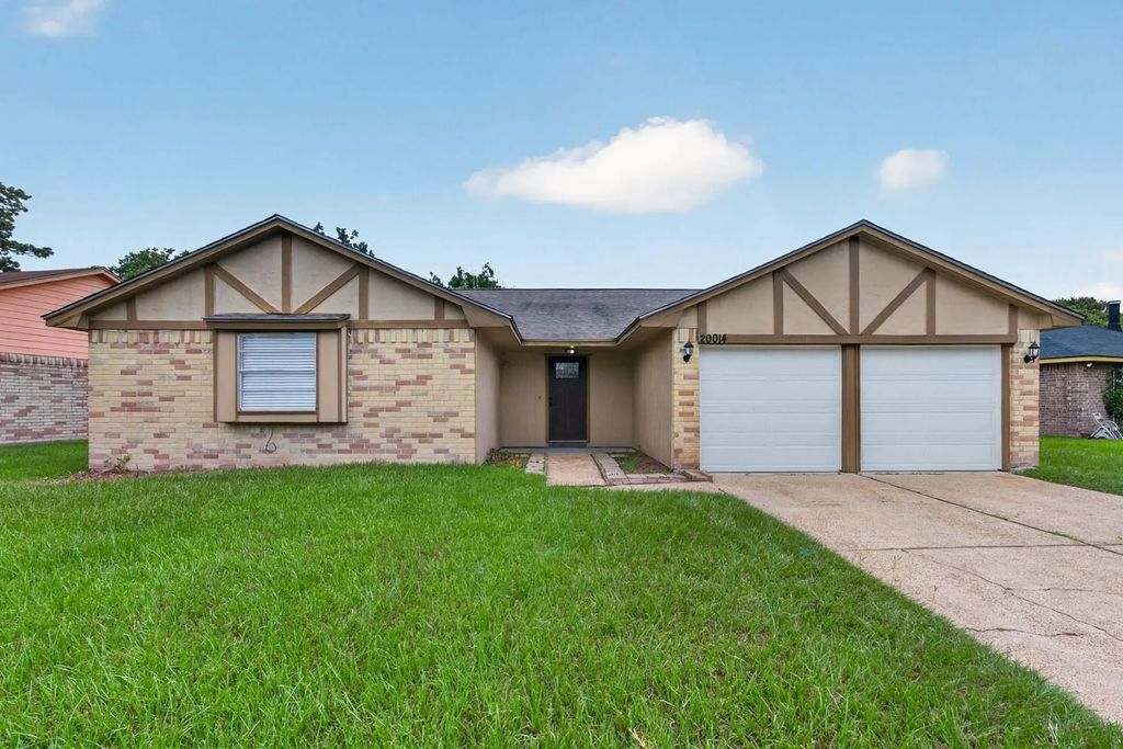 20014 Bishops Gate Ln, Humble