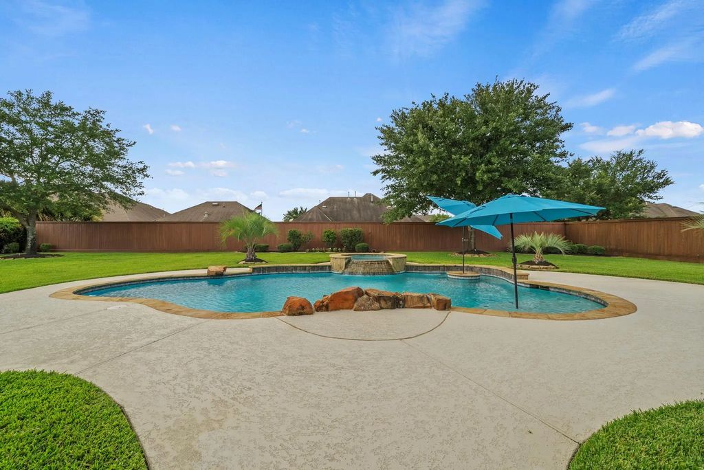 21406 Harbor Water Drive, Cypress