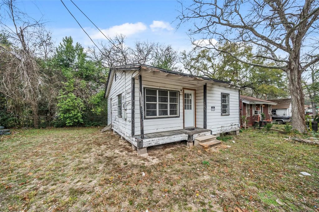 1918 Roosevelt Street, Huntsville