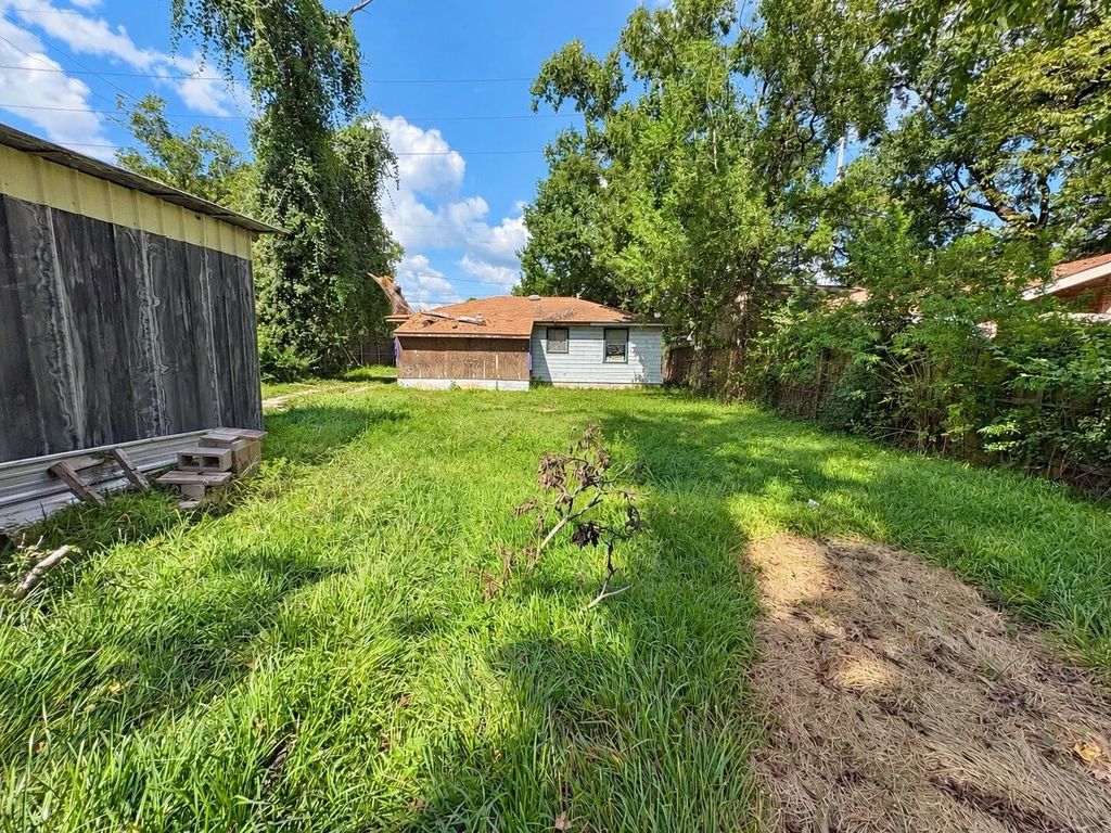 7434 Sundown Drive, Houston
