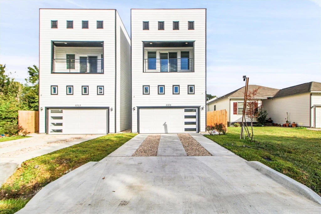 5323 Rue Street, Houston