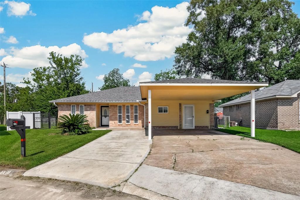 719 Kilpatrick Street, Channelview