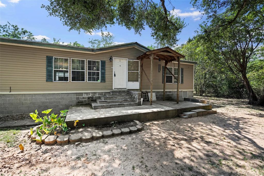 15411 Treichel Road, Tomball