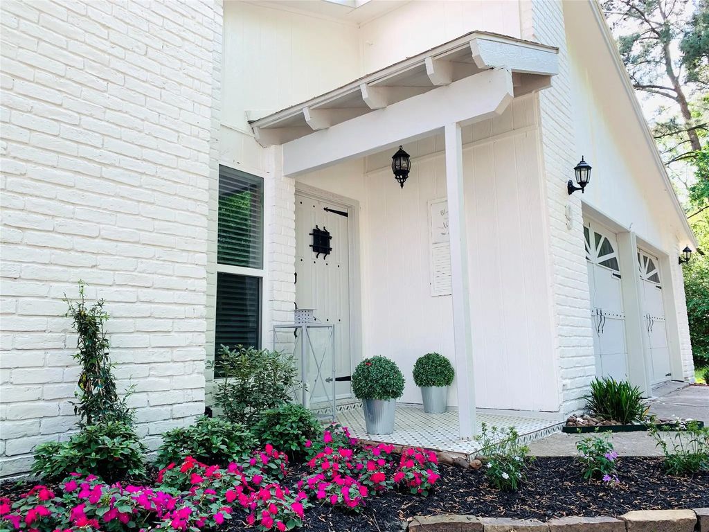 9 Sandlily, The Woodlands