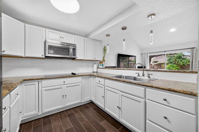 13025 Leader Street, Houston