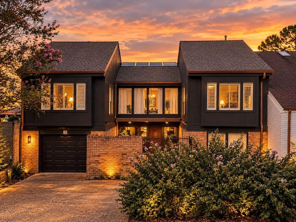 16 Lakeview Manor, Huntsville