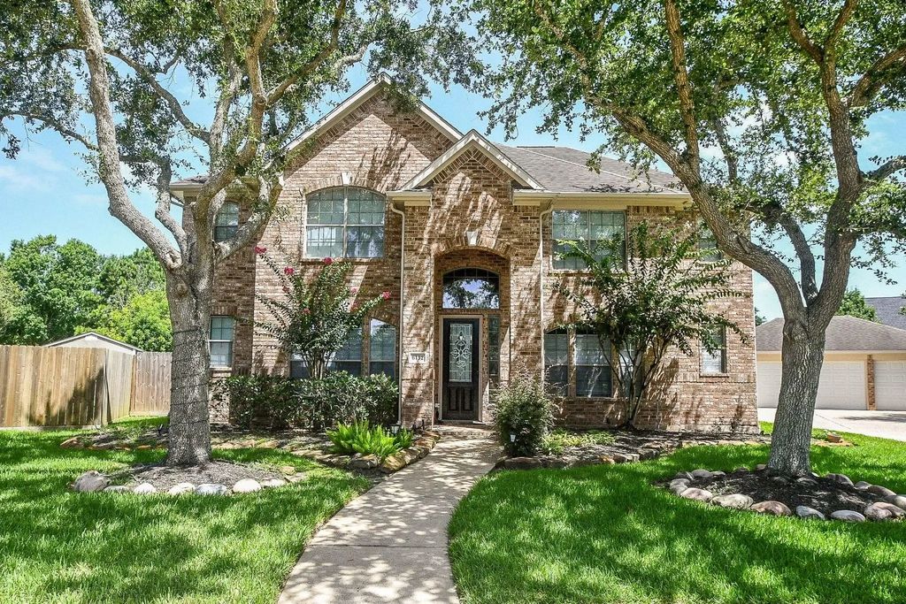 6132 Ramsay Lane, League City