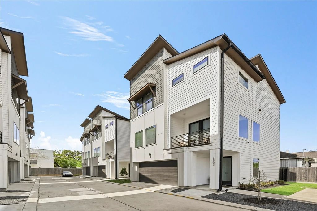 2502 Tuam Street, Houston