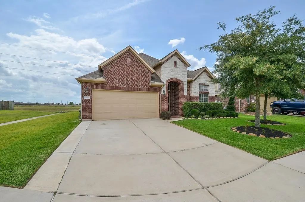 10063 Hidden Creek Falls Lane, Brookshire