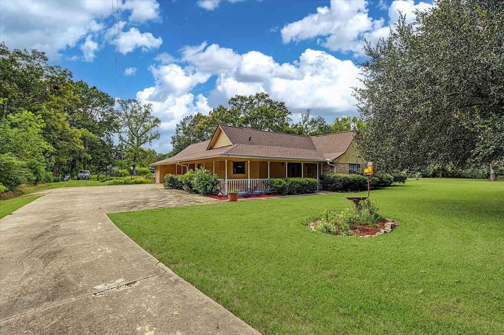 15011 Highway 146 N, Liberty