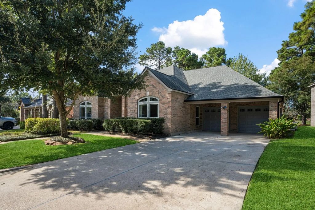 8223 Malardcrest Drive, Humble