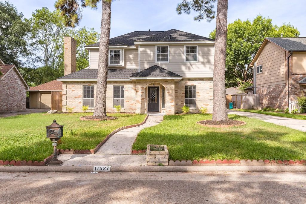 11527 Corola Trail Drive, Houston
