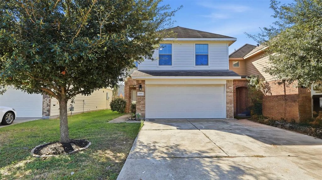 9307 Dewberry Blossom Lane, Houston