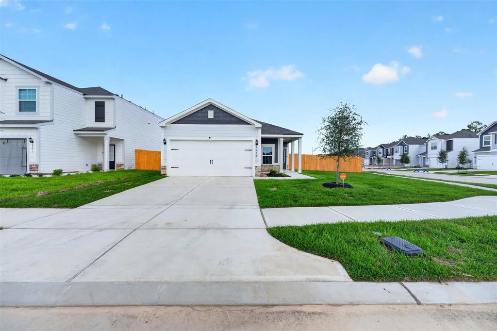8215 Vanilla Orchid Drive, Houston