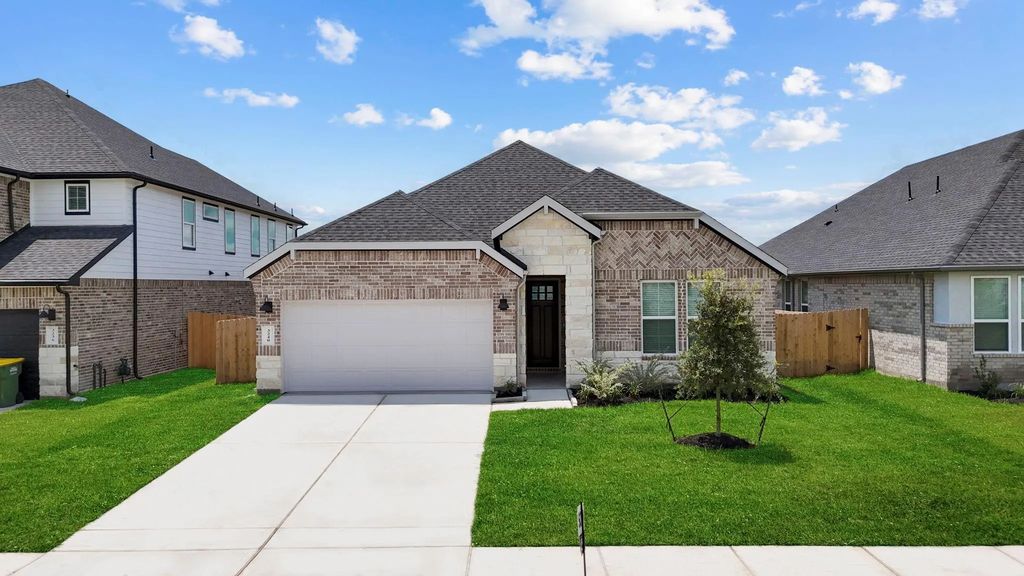 3339 Summercrisp Hollow Lane, Pearland