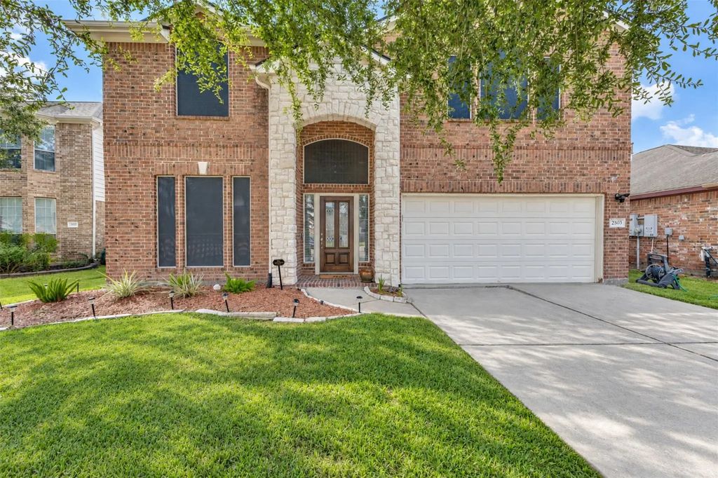 2303 Megellan Point Ln Lane, Pearland