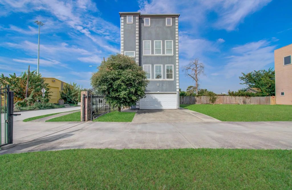 408 Eichwurzel Lane A, Houston