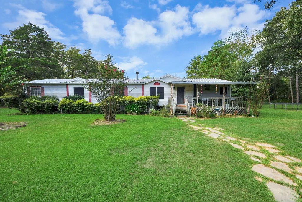 15713 Hinkel Road, Cat Spring
