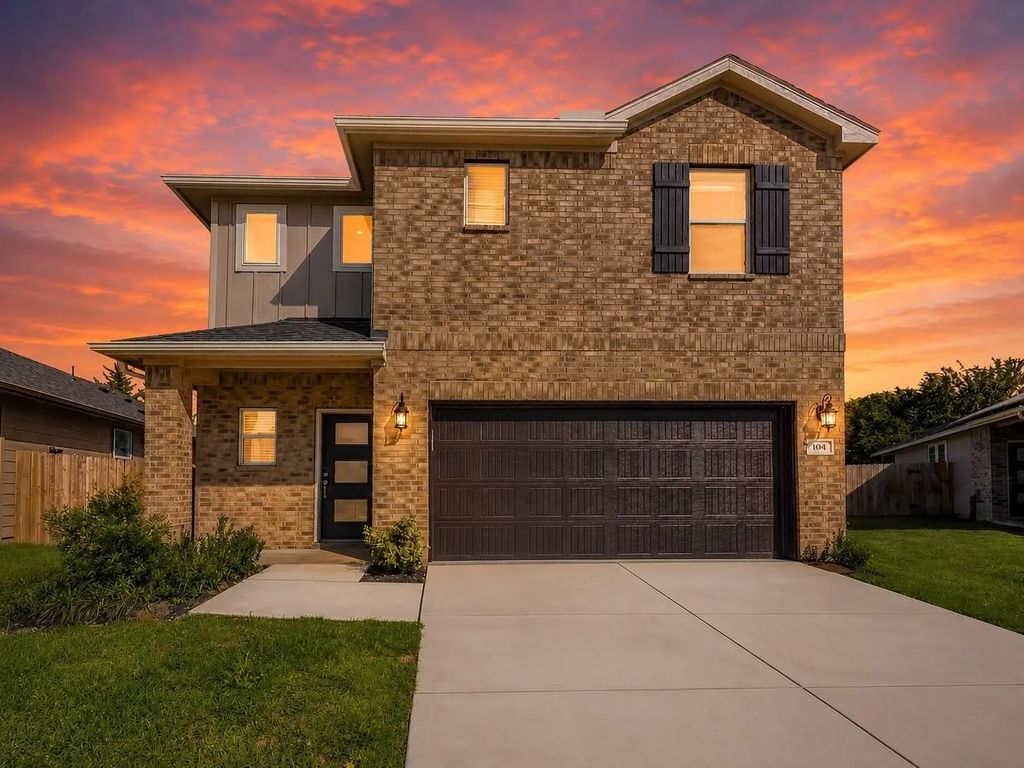 104 Clay Creek Lane, Montgomery
