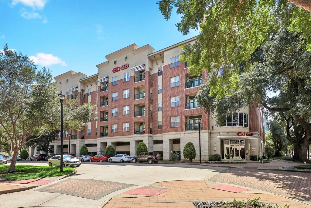 300 St Joseph Parkway 203, Houston