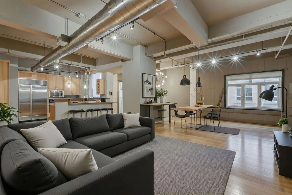 711 Main Street 505, Houston