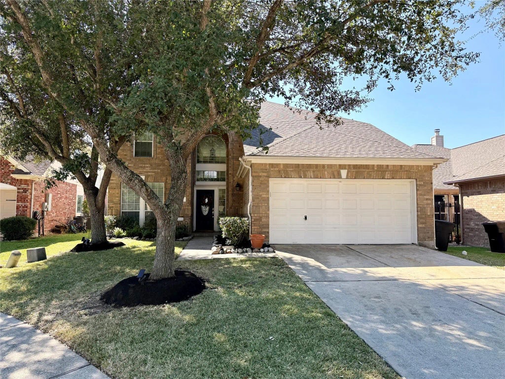 317 Marina Oaks Court, Kemah