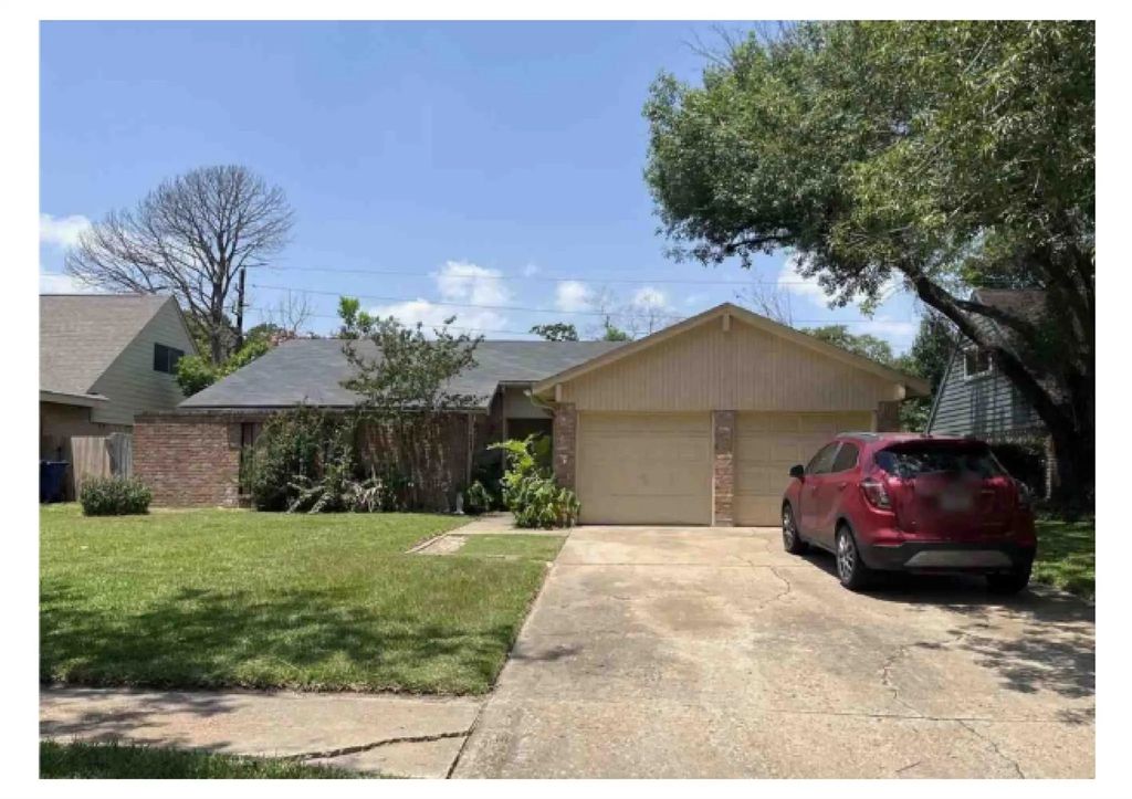4935 Blueberry Hill Drive, Houston