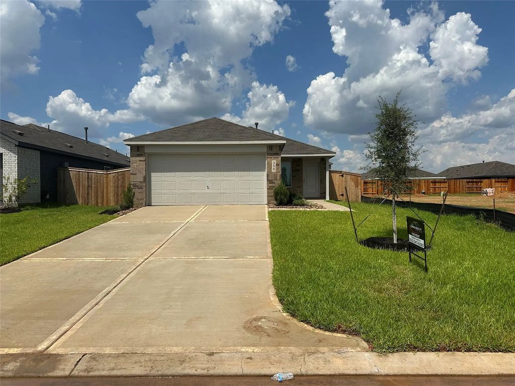 359 Bush Meadow Lane, Magnolia