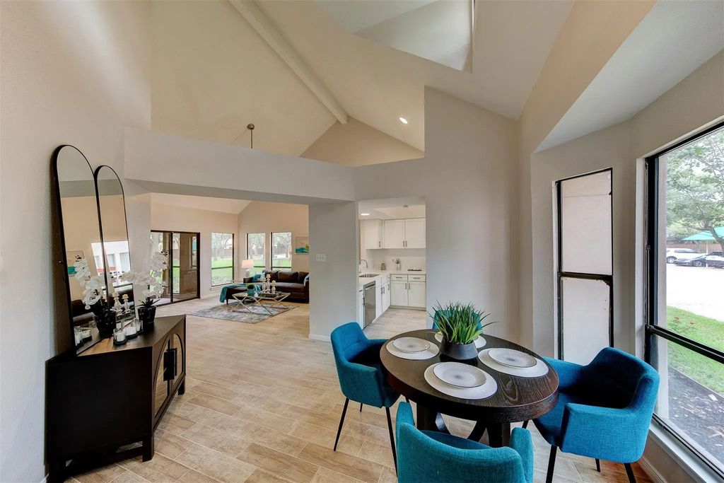 4144 Greystone Way 201, Sugar Land